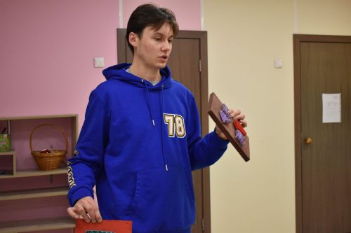В ПК «Импульс» прошел мастер-класс по нитяной изографии