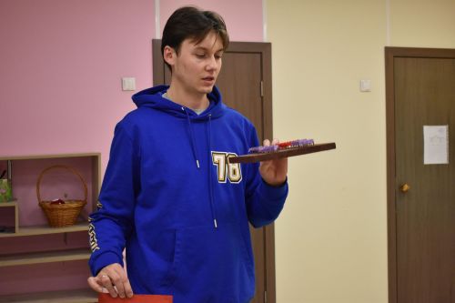 В ПК «Импульс» прошел мастер-класс по нитяной изографии