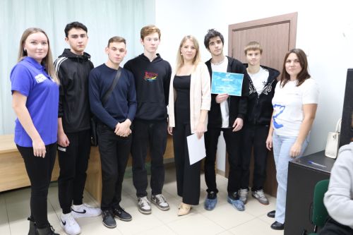 «Белая мечеть, тюбетейка и матрешка»: студенты колледжа окунулись в культуру родного края