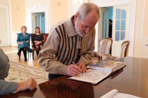В Алексеевском ЗАГСе прошло чествование «золотых» семейных пар
