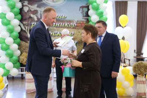 В Алексеевском наградили лучших работников агропромышленного комплекса