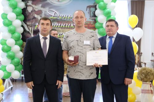 В Алексеевском наградили лучших работников агропромышленного комплекса