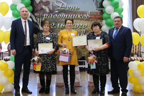 В Алексеевском наградили лучших работников агропромышленного комплекса