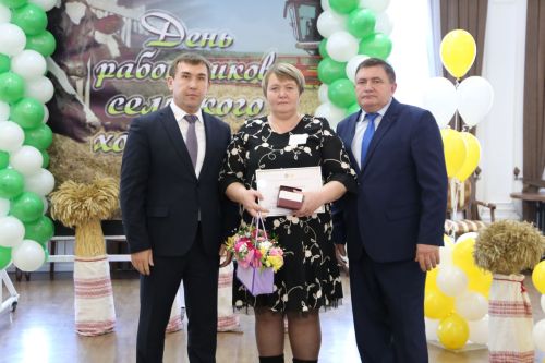 В Алексеевском наградили лучших работников агропромышленного комплекса