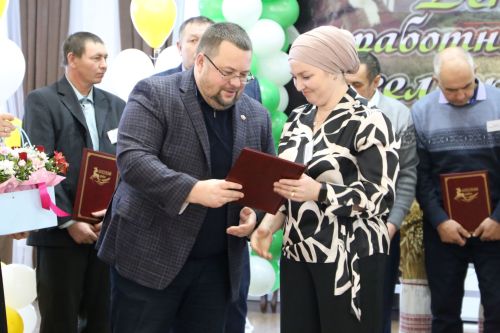 В Алексеевском наградили лучших работников агропромышленного комплекса