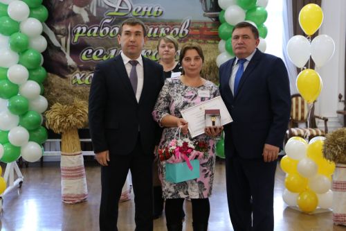 В Алексеевском наградили лучших работников агропромышленного комплекса