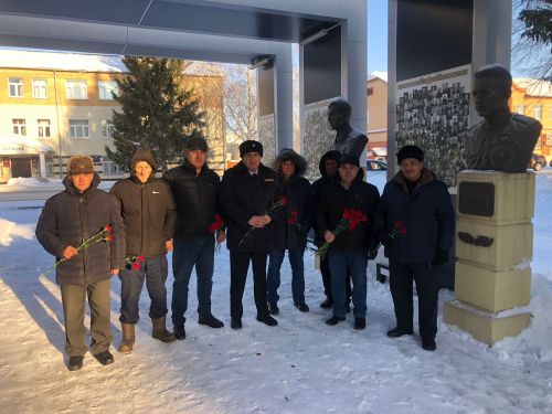В День героев Отечества алексеевцы почтили память погибших земляков