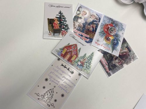 Алексеевцы изготовили новогодние игрушки для детей онкоцентра