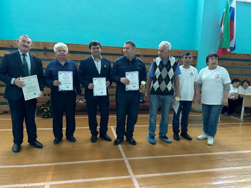 Алексеевские дети по традиции с наградами