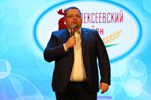 В Алексеевском прошла елка главы района