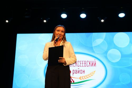 В Алексеевском прошла елка главы района