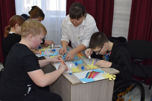 В Алексеевском детям с ограниченными возможностями устроили праздник