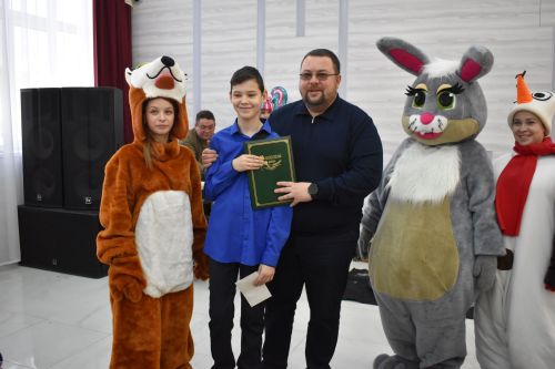 В Алексеевском детям с ограниченными возможностями устроили праздник