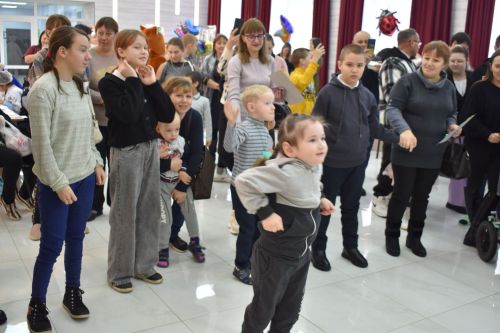 В Алексеевском детям с ограниченными возможностями устроили праздник