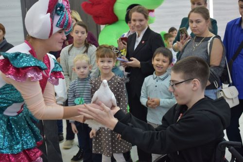 В Алексеевском детям с ограниченными возможностями устроили праздник