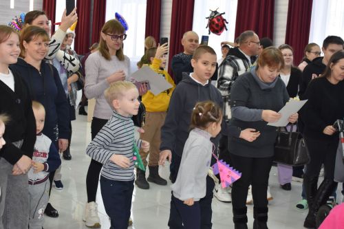 В Алексеевском детям с ограниченными возможностями устроили праздник