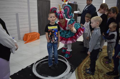 В Алексеевском детям с ограниченными возможностями устроили праздник