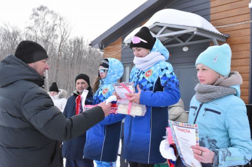 Около двухсот пятидесяти алексеевцев приняли участие в «Лыжне России»