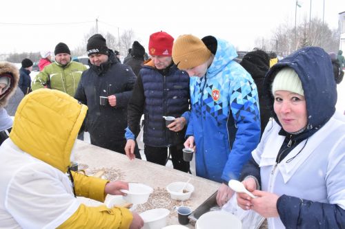 Около двухсот пятидесяти алексеевцев приняли участие в «Лыжне России»
