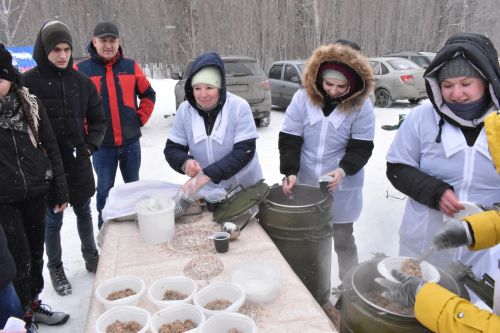 Около двухсот пятидесяти алексеевцев приняли участие в «Лыжне России»