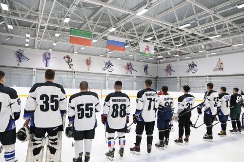 В Алексеевском стартовал хоккейный турнир на Кубок Главы Алексеевского района