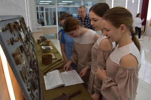 В Алексеевском прошел концерт в честь Дня защитника Отечества