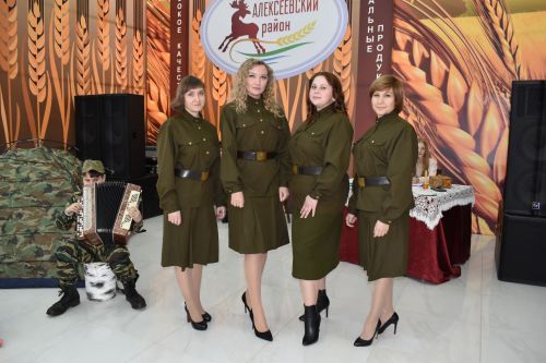 В Алексеевском прошел концерт в честь Дня защитника Отечества