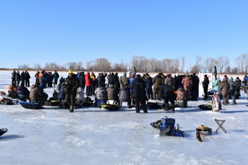 В Алексеевском районе 140 рыбаков Татарстана закрыли сезон фестивалем ухи