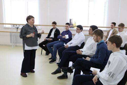«Свадьбой заканчиваются сказки, а в жизни всё только начинается»: в Алексеевском дан старт республиканскому проекту по укреплению семейных отношений