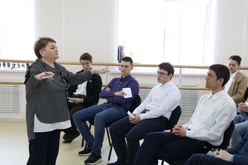 «Свадьбой заканчиваются сказки, а в жизни всё только начинается»: в Алексеевском дан старт республиканскому проекту по укреплению семейных отношений