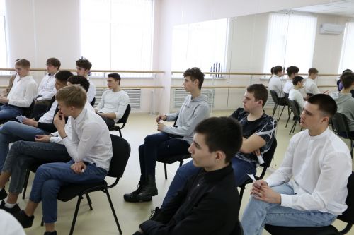 «Свадьбой заканчиваются сказки, а в жизни всё только начинается»: в Алексеевском дан старт республиканскому проекту по укреплению семейных отношений