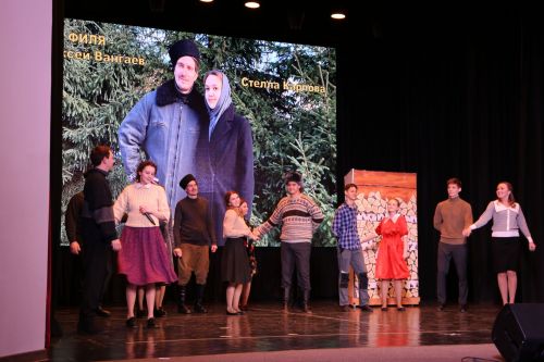 В РДК состоялся показ нового спектакля «Девчата»