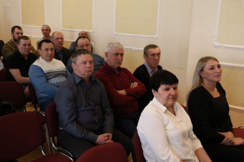 Глава Алексеевского района наградил работников коммунального хозяйства
