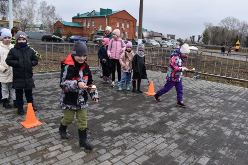 Восточные мотивы, горячий плов, танцы и игры: в Алексеевском отпраздновали Навруз