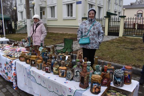 Восточные мотивы, горячий плов, танцы и игры: в Алексеевском отпраздновали Навруз