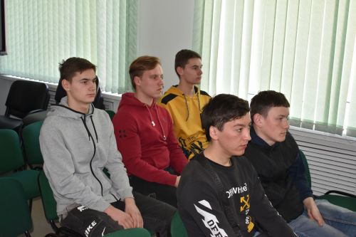 Студентам аграрного колледжа рассказали о подвигах алексеевских пограничников