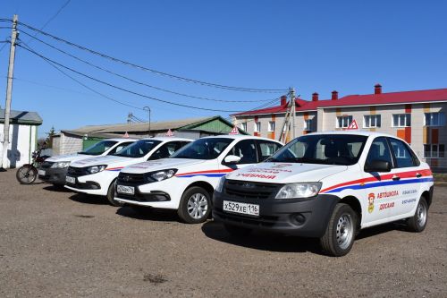 В Алексеевском провели техосмотр учебных машин и мотоцикла