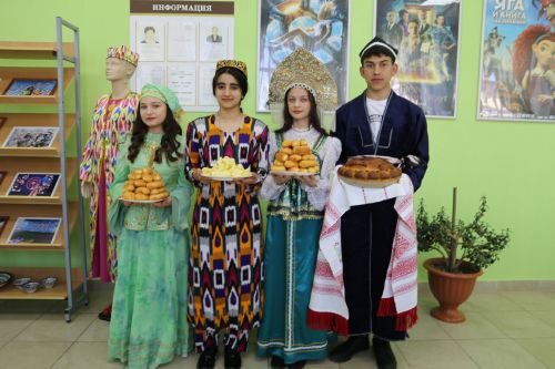 В Алексеевском граждане Узбекистана приняли участие в референдуме