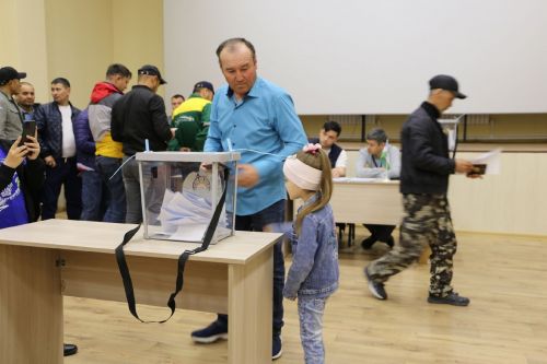 В Алексеевском граждане Узбекистана приняли участие в референдуме