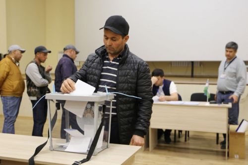 В Алексеевском граждане Узбекистана приняли участие в референдуме