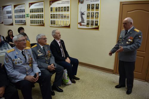 В Алексеевском открыли обновленную памятную доску Валерию Уральскому