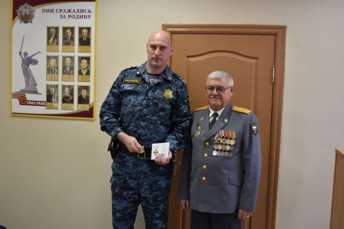 В Алексеевском открыли обновленную памятную доску Валерию Уральскому