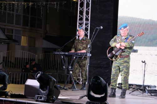 День Победы в Алексеевском завершился концертом группы «Голубые береты»