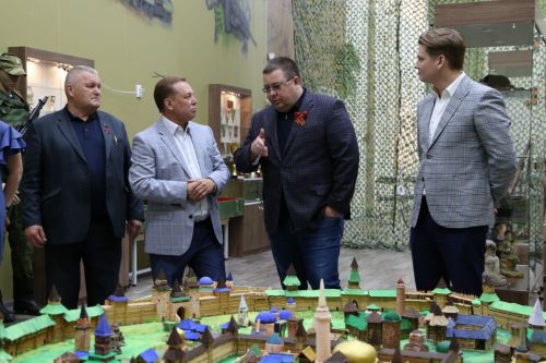 Алексеевский район с рабочим визитом посетил депутат Госдумы Айдар Метшин