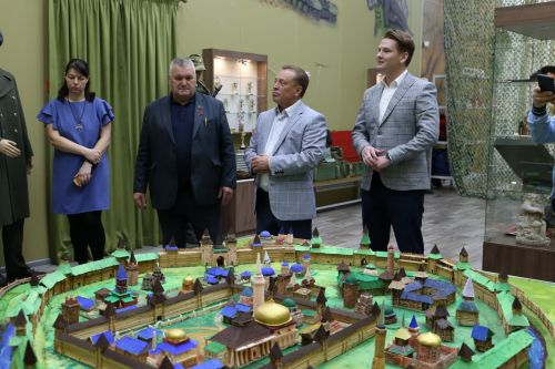 Алексеевский район с рабочим визитом посетил депутат Госдумы Айдар Метшин