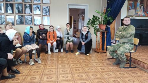 Выпускник воскресной школы рассказал детям о службе в СВО