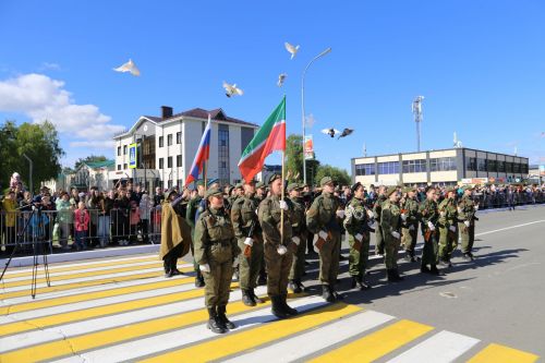 Фоторепортаж: парад Победы в Алексеевском