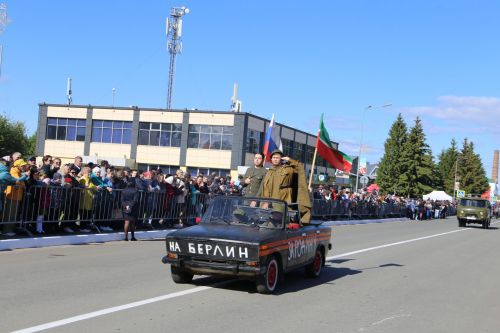 Фоторепортаж: парад Победы в Алексеевском