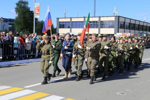 Фоторепортаж: парад Победы в Алексеевском