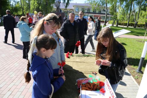 Фоторепортаж: торжественный митинг в Алексеевском в День Победы